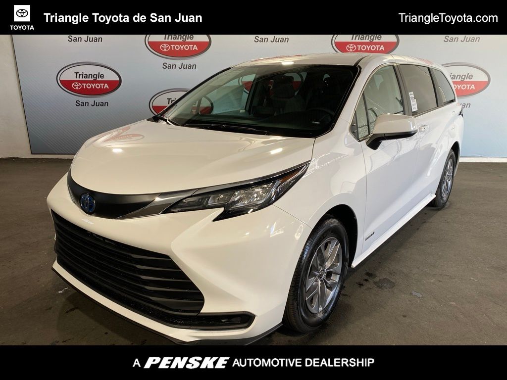 Thumbnail: 2026 Toyota Sienna - 1