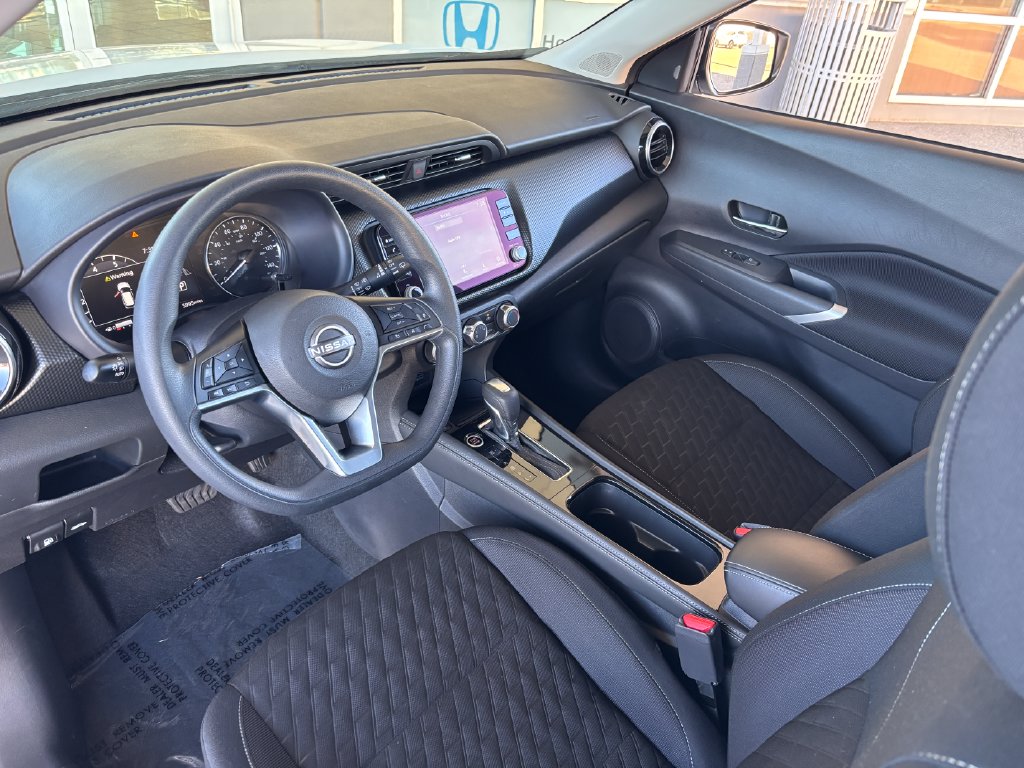 Thumbnail: 2023 Nissan Kicks - 9