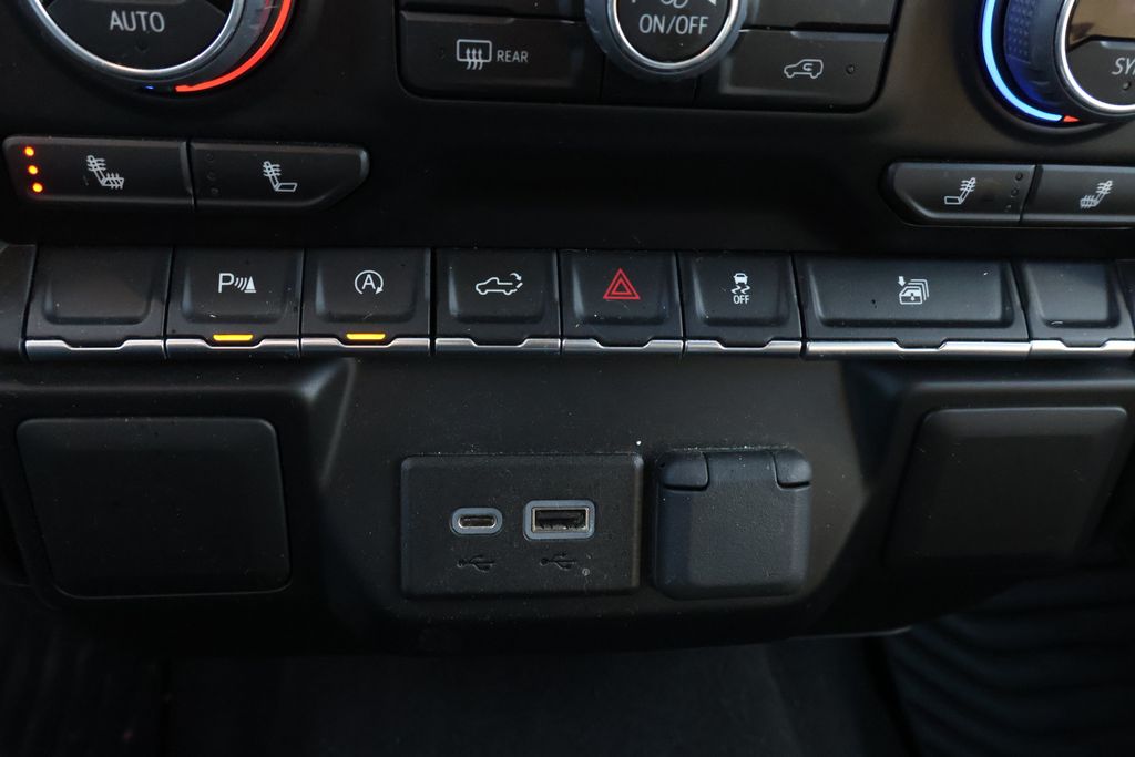 Thumbnail: 2022 Chevrolet Silverado 1500 - 28