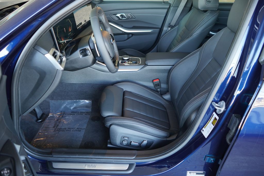 Thumbnail: 2026 BMW 3 Series - 11