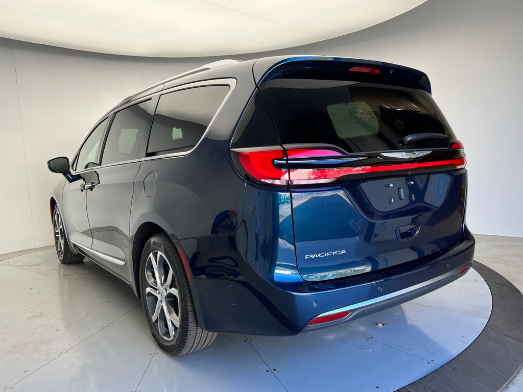 Thumbnail: 2024 Chrysler Pacifica - 4