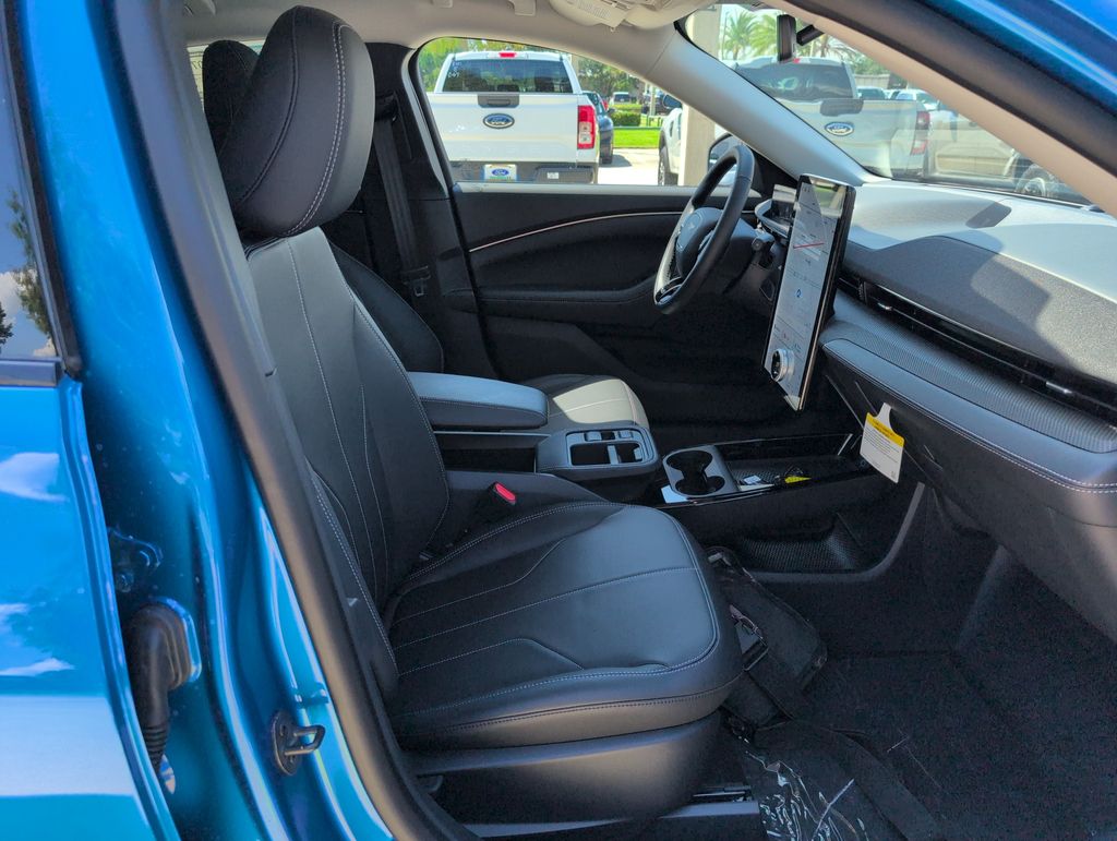 New 2026 Blue Ford Select image 14