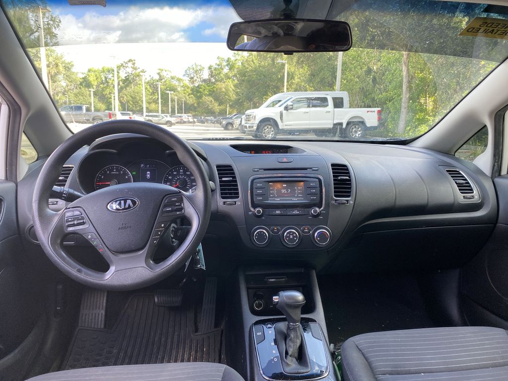 2017 Kia Forte LX photo
