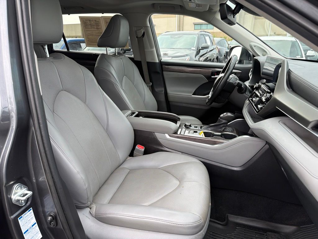 Used 2021 Gray Toyota Limited image 19