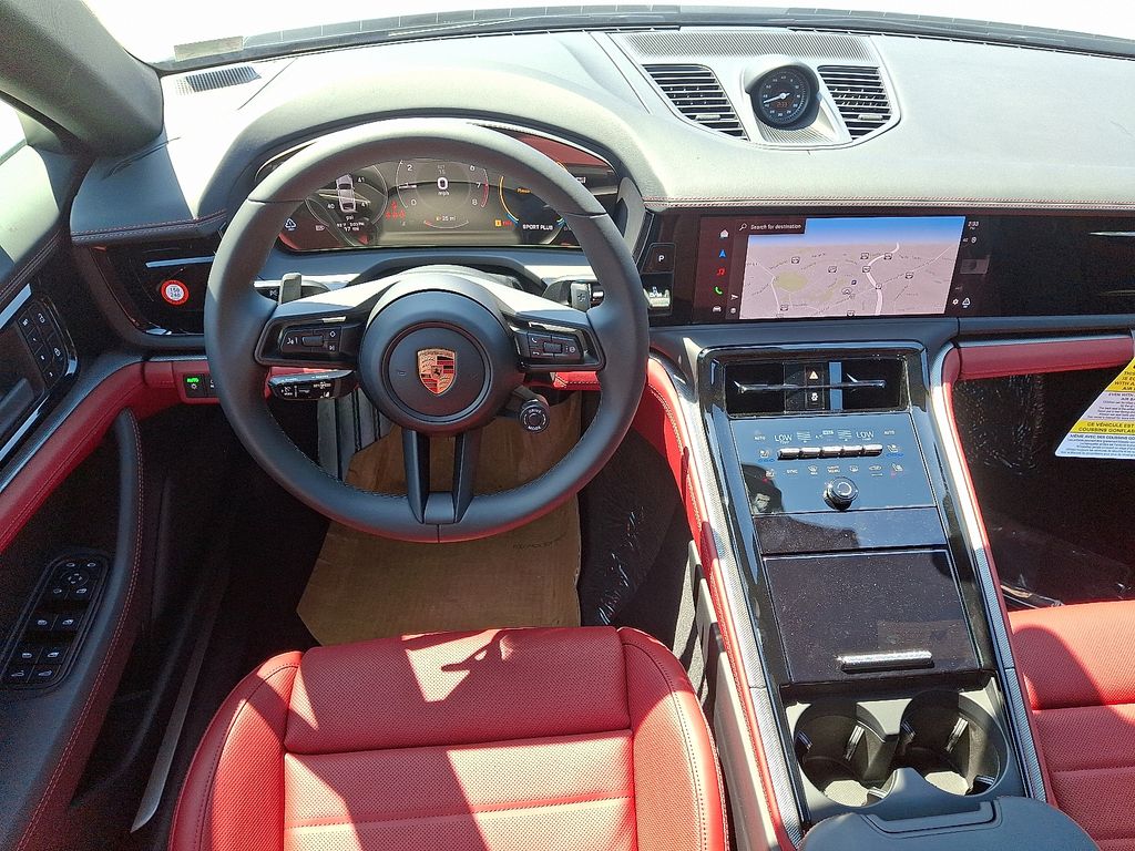 Thumbnail: 2025 Porsche Panamera - 13