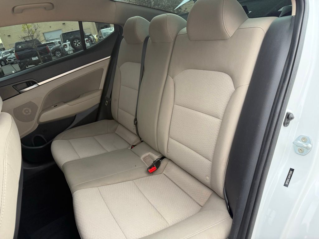 Thumbnail: 2019 Hyundai Elantra - 21