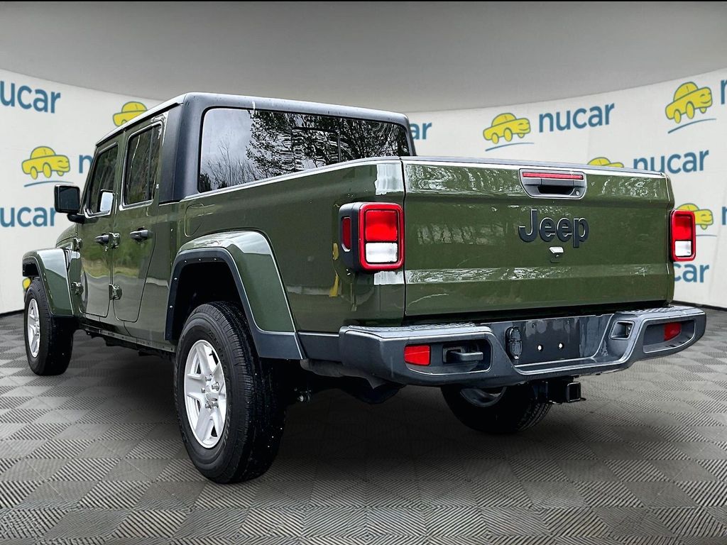 2022 Jeep Gladiator — photo 5