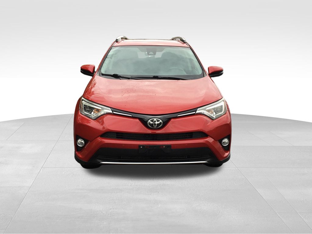 Thumbnail: 2016 Toyota RAV4 - 8