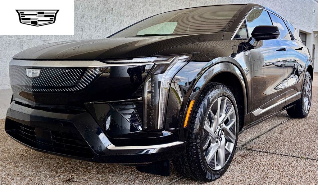 2025 Cadillac OPTIQ Luxury 2 AWD