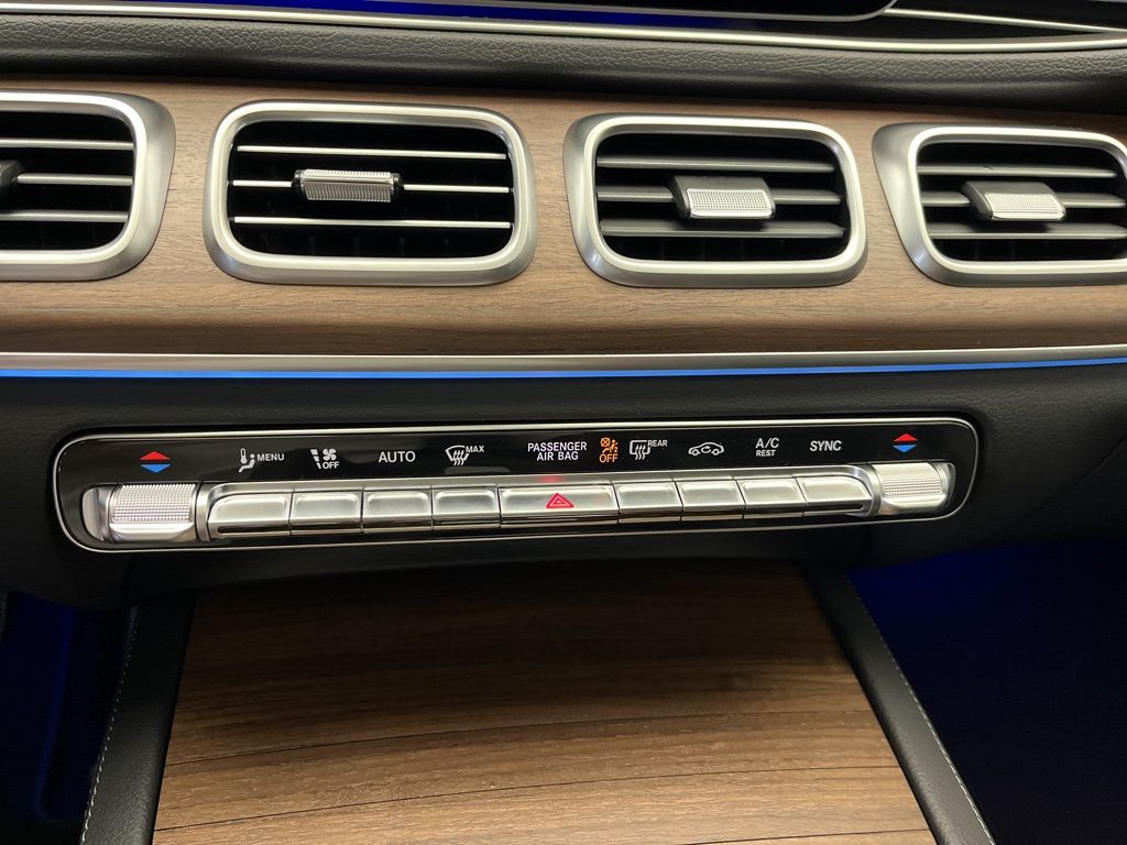 Thumbnail: 2026 Mercedes-Benz GLE - 20