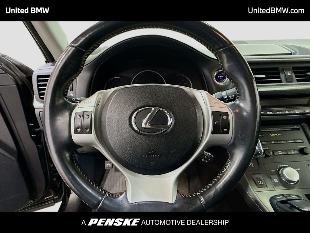 Thumbnail: 2012 Lexus CT - 6