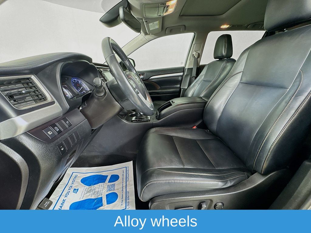 Used Car 2018 Toyota Highlander  For Sale Under $20,000 In Austin, Texas