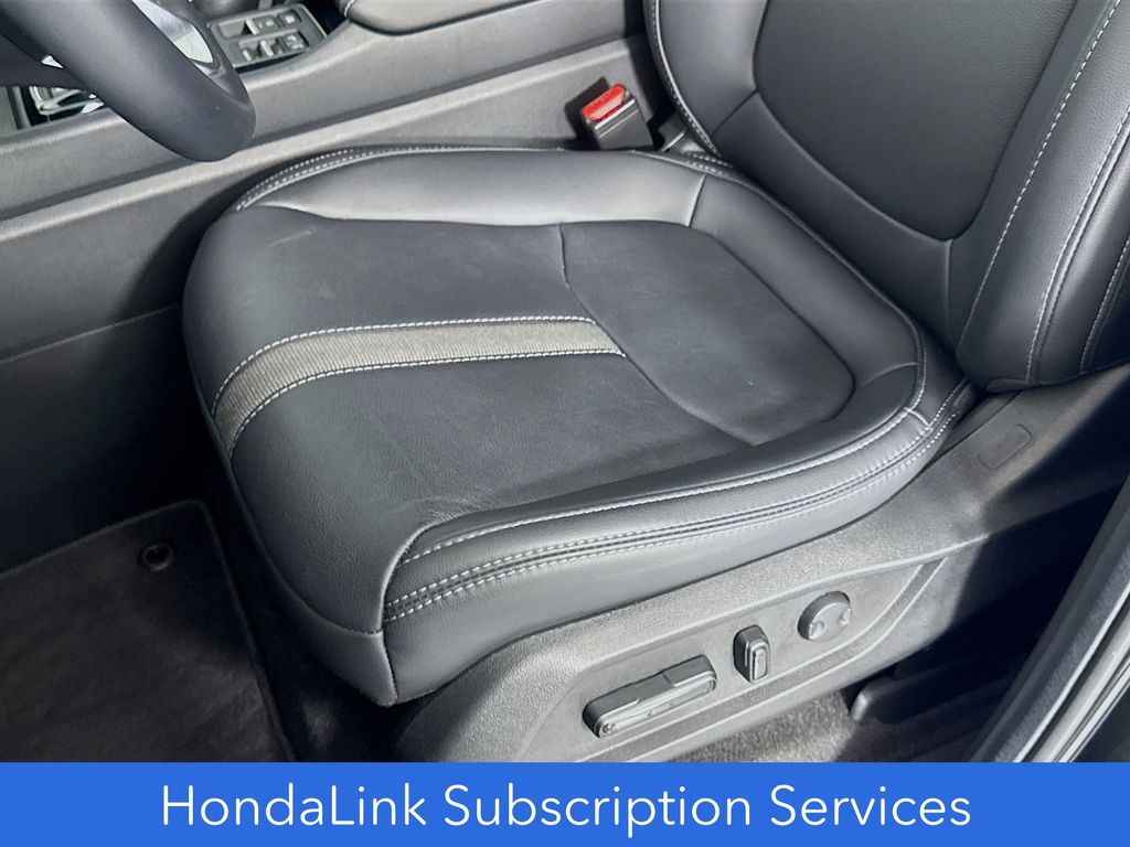 Used Car 2025 Honda Pilot  Touring For Sale Under $50,000 In Austin, Texas