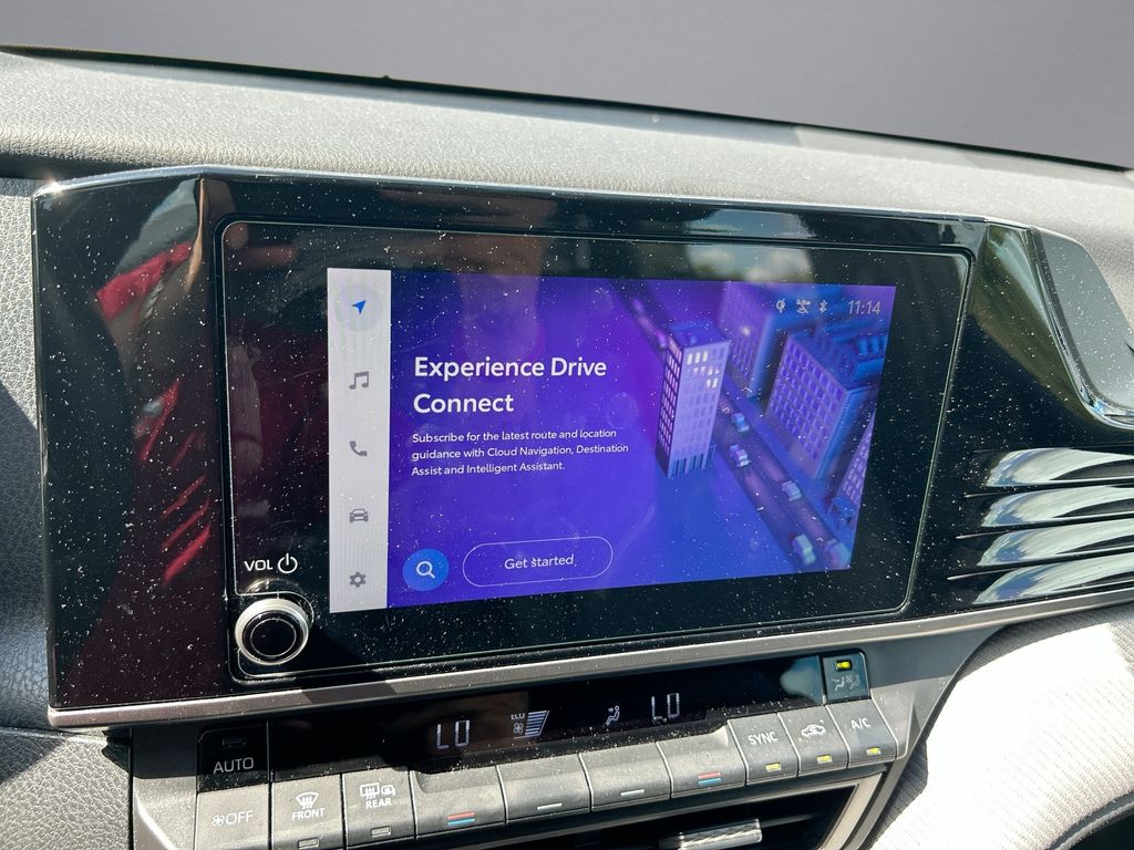 Thumbnail: 2025 Toyota Camry - 25