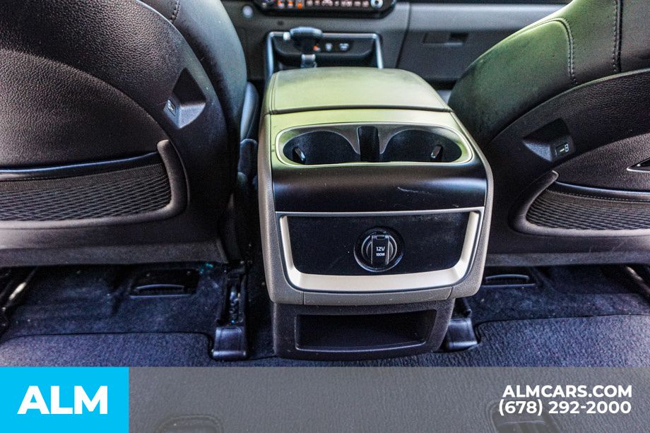 Used 2025 Black Kia LXS image 33