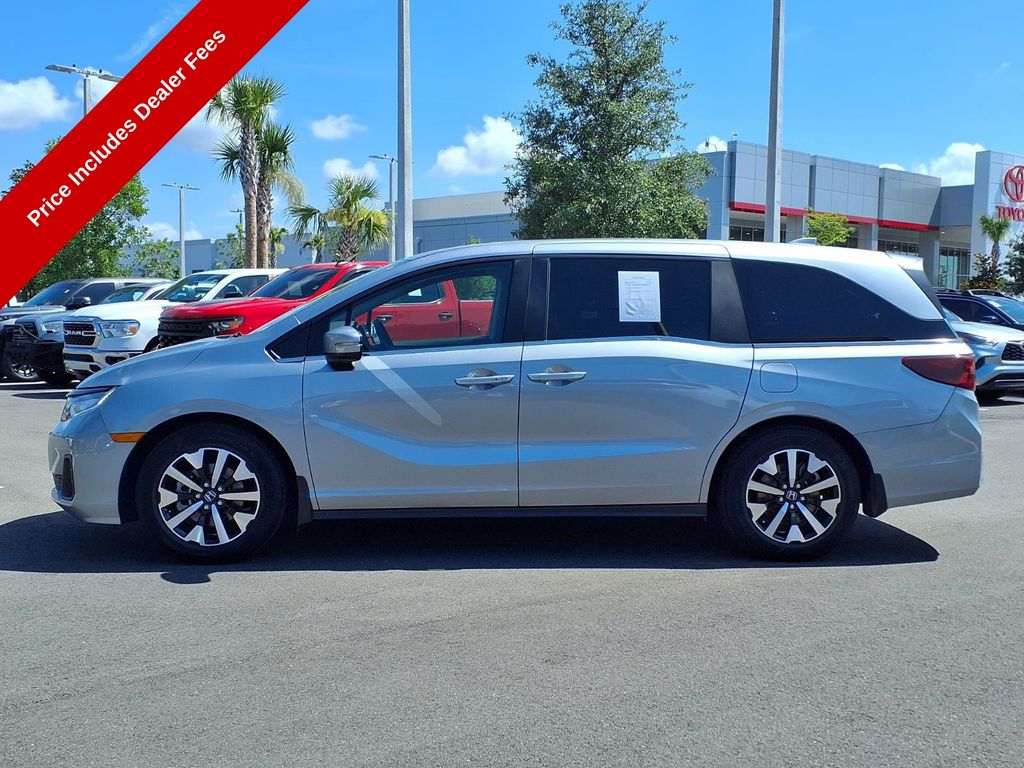 Used 2025 Honda Odyssey Van