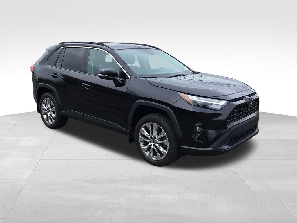 Thumbnail: 2023 Toyota RAV4 - 7
