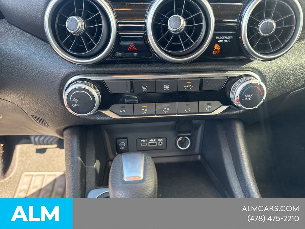 Used 2024 White Nissan SV image 18