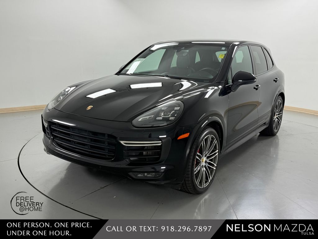 2017 Porsche Cayenne GTS