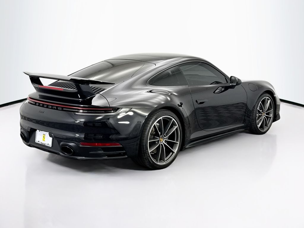 Thumbnail: 2021 Porsche 911 - 5