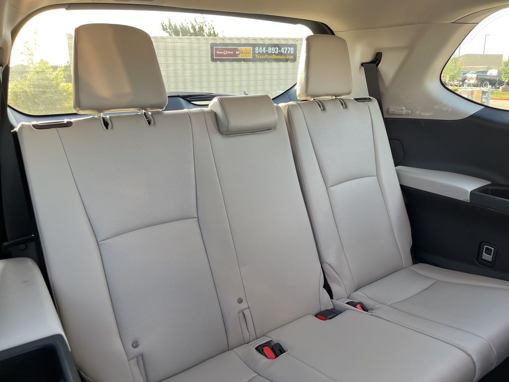2024 Toyota Grand Highlander XLE 27