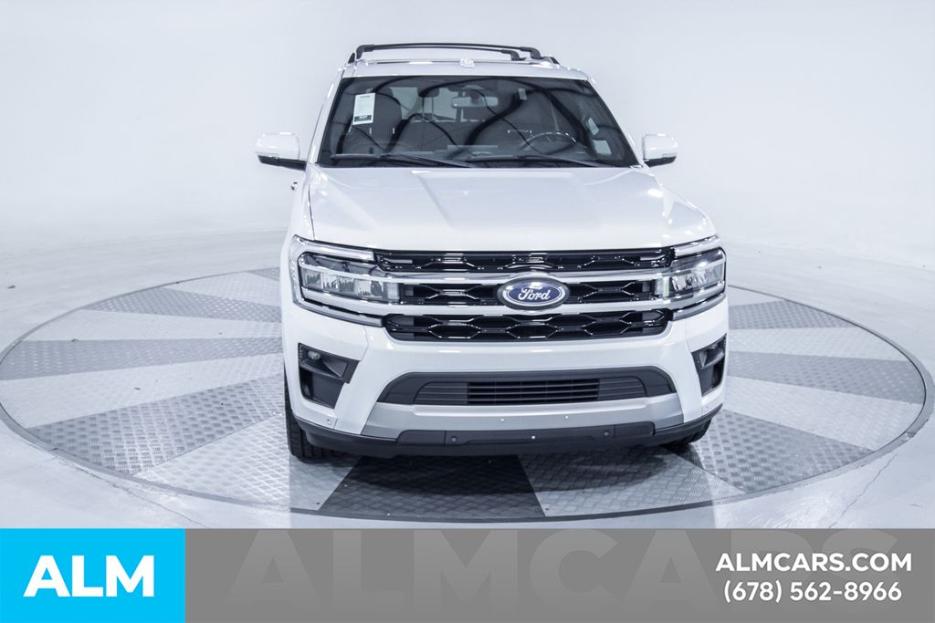Used 2022 White Ford Limited image 15
