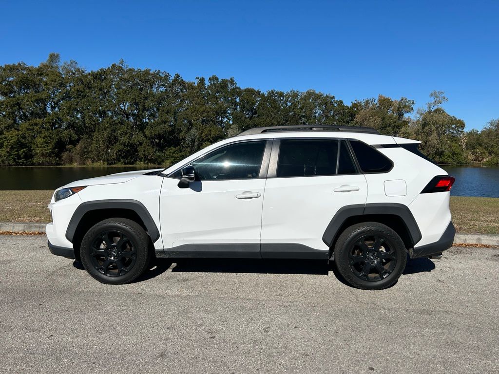 Thumbnail: 2020 Toyota RAV4 - 2