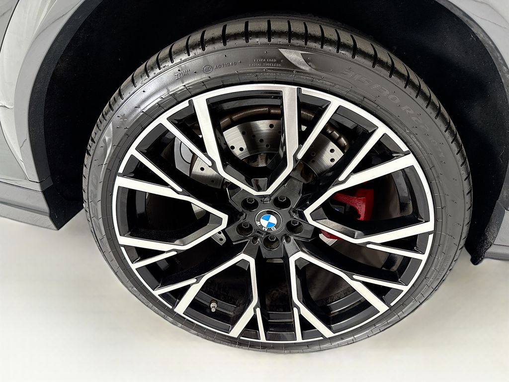 Thumbnail: 2024 BMW X6 - 32