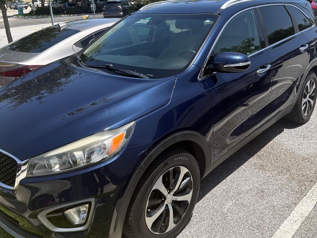 Blue 2018 Kia Sorento SUV / Crossover Front-Wheel Drive 6-Speed Automatic