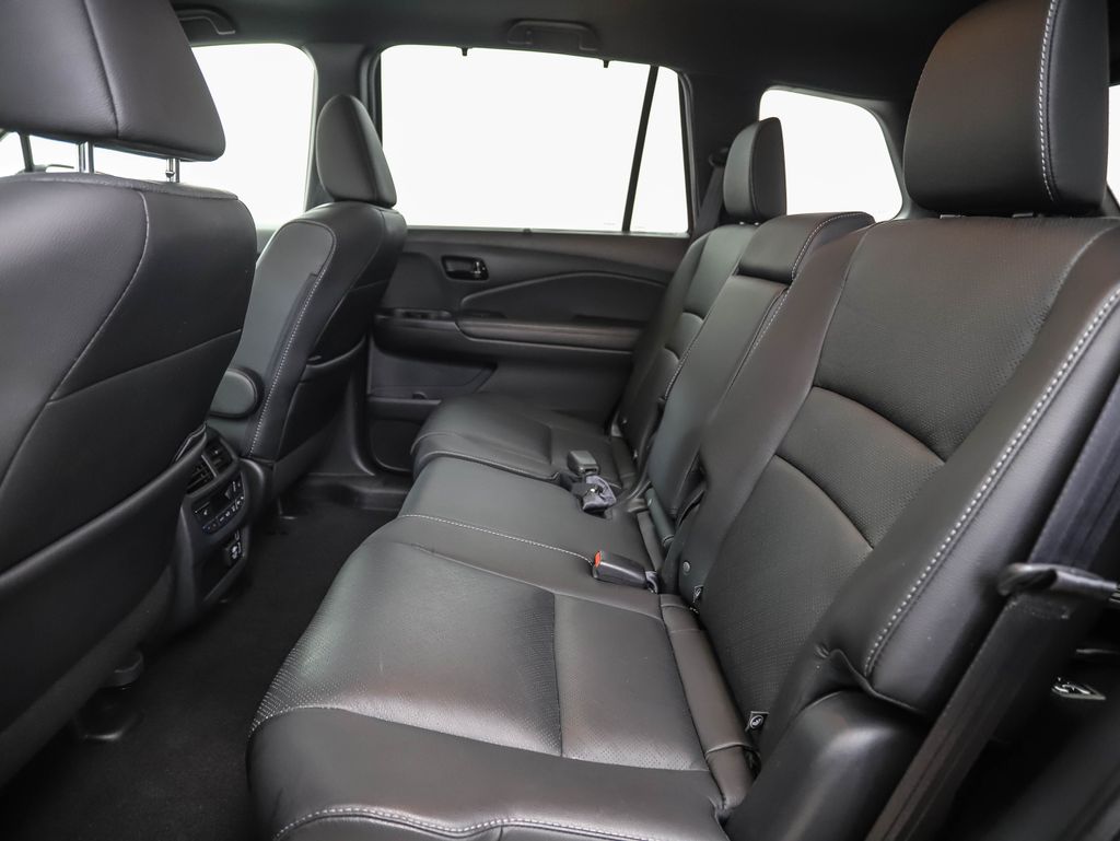 Thumbnail: 2022 Honda Passport - 20