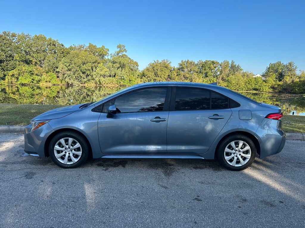 Thumbnail: 2021 Toyota Corolla - 2