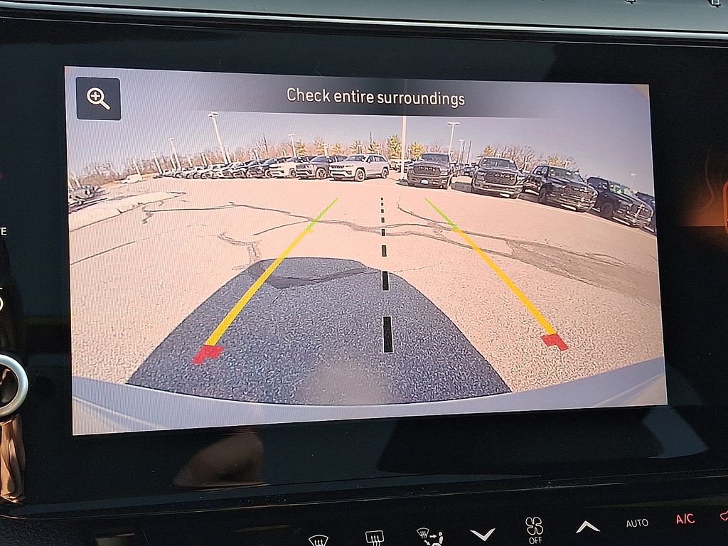 2026 Jeep Grand Cherokee — photo 15