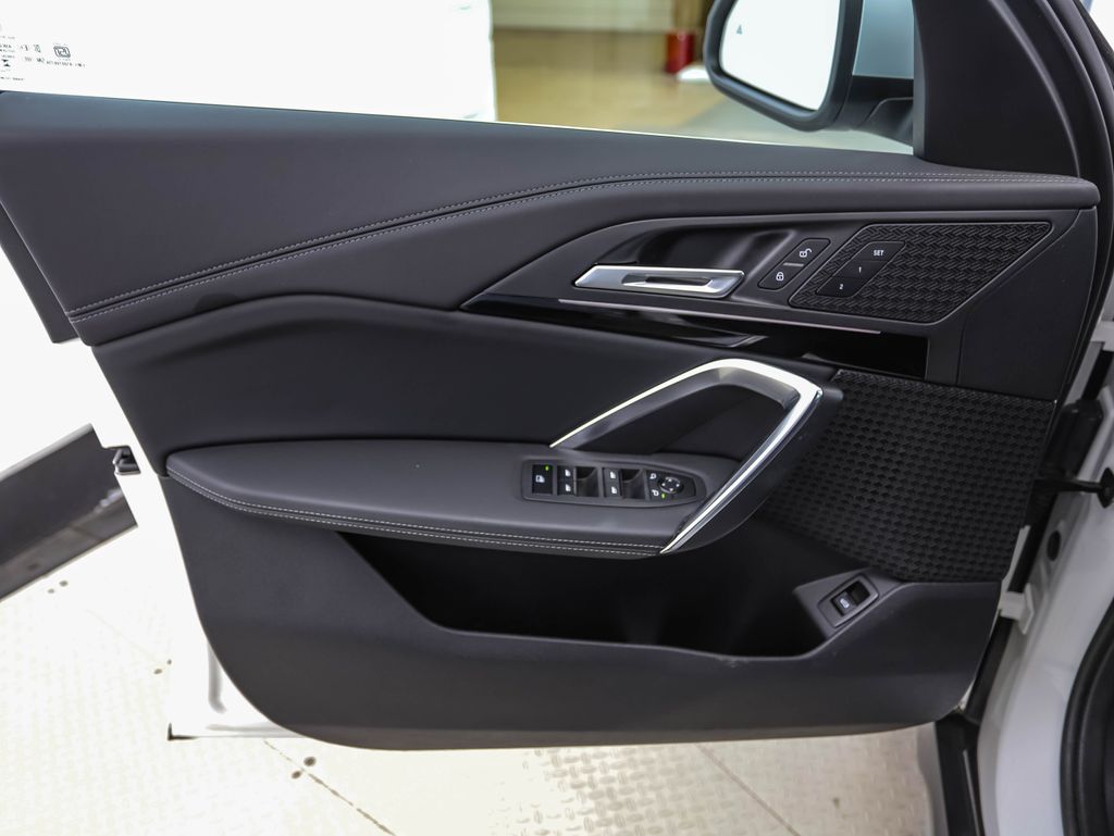Thumbnail: 2023 BMW X1 - 9