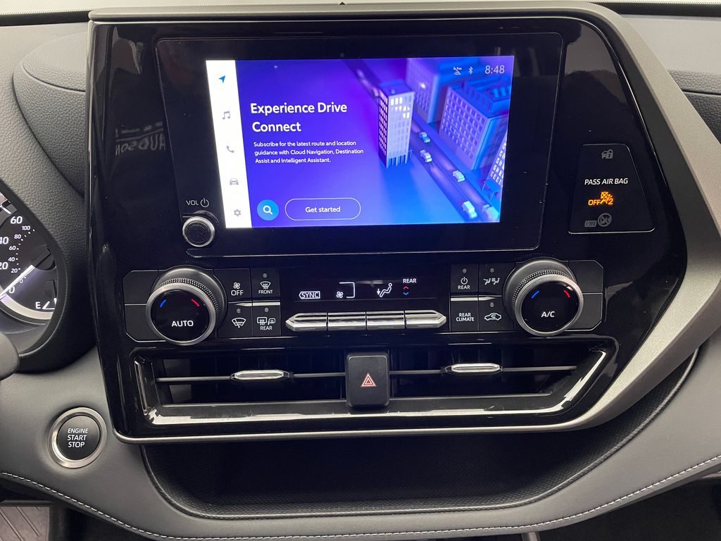 Thumbnail: 2025 Toyota Highlander - 25