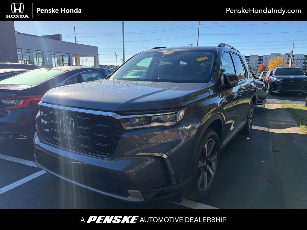 Thumbnail: 2023 Honda Pilot - 1