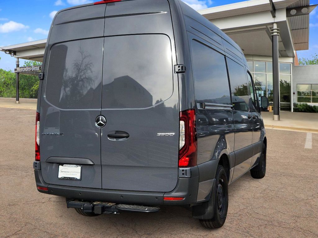 2024 Mercedes-Benz Sprinter 2500 Cargo 144 WB 3