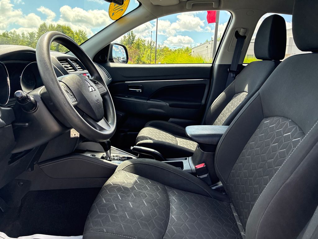 2021 Mitsubishi Outlander Sport 2.0 ES  at Auto Express Mitsubishi