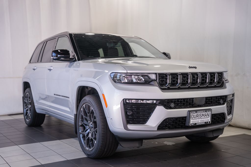 Silver Zynith 2026 Jeep Grand Cherokee SUV / Crossover Four-Wheel Drive 8-Speed Automatic
