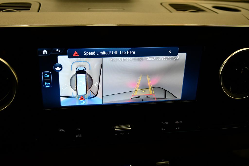 Thumbnail: 2025 Mercedes-Benz Sprinter - 22