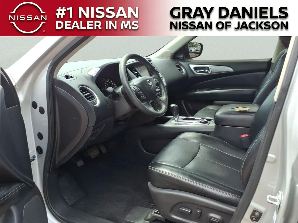 Used 2017 Nissan Pathfinder SUV