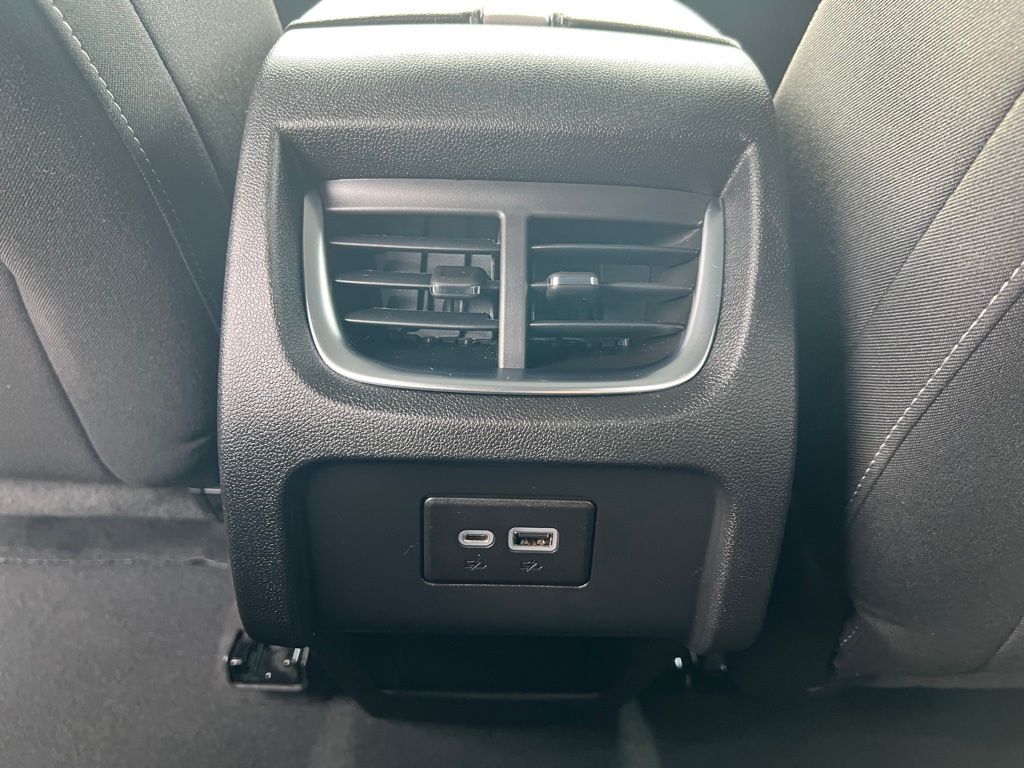 Thumbnail: 2023 Chevrolet Blazer - 30