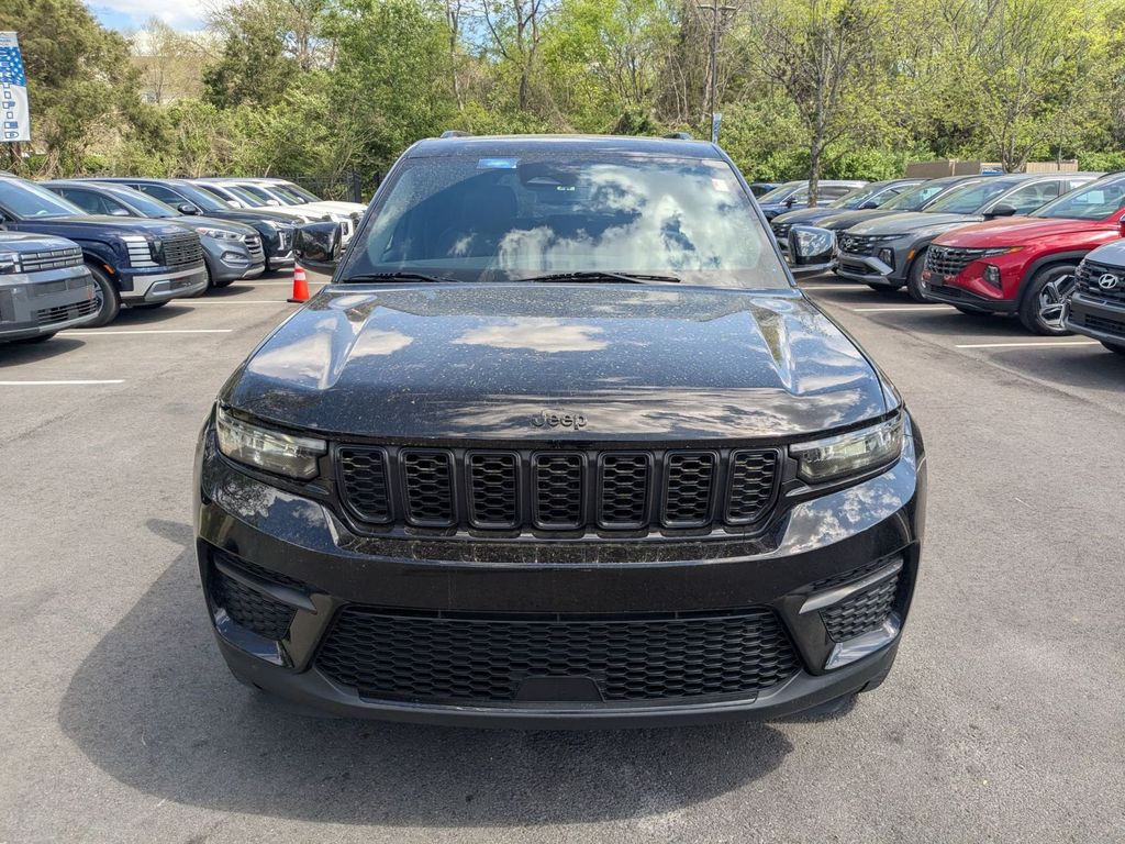 View vehicle photo 2