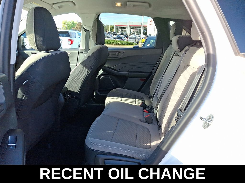 Thumbnail: 2022 Ford Escape - 11