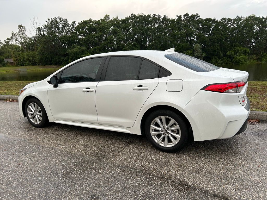 2023 Toyota Corolla LE 2