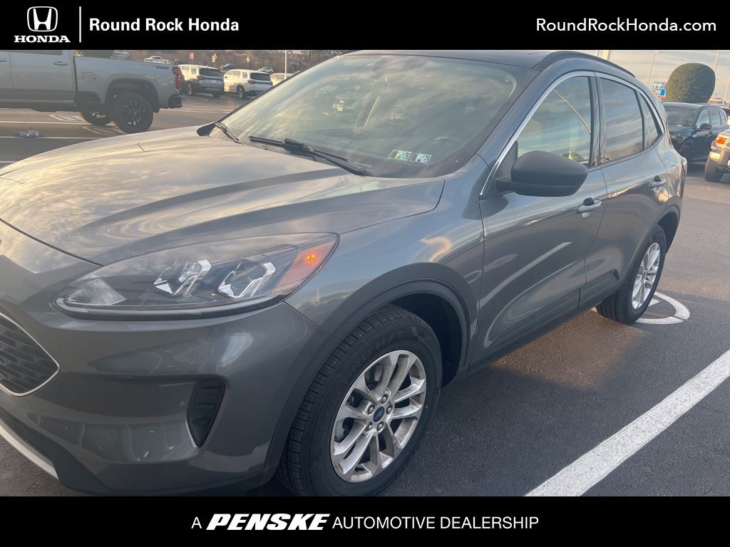 Thumbnail: 2022 Ford Escape - 1