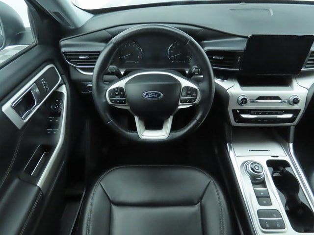 Thumbnail: 2022 Ford Explorer - 10