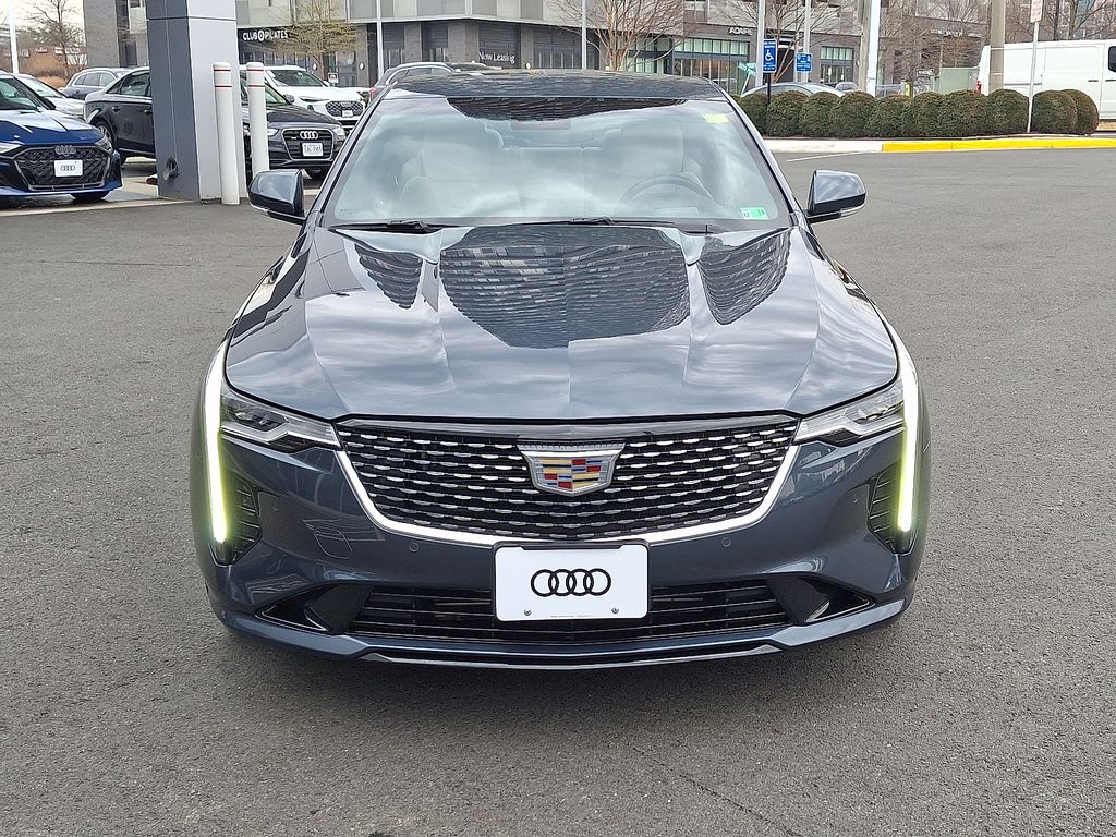 Thumbnail: 2022 Cadillac CT4 - 2