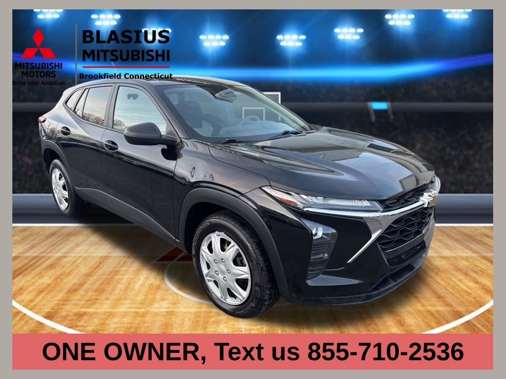 2024 Chevrolet Trax LS FWD