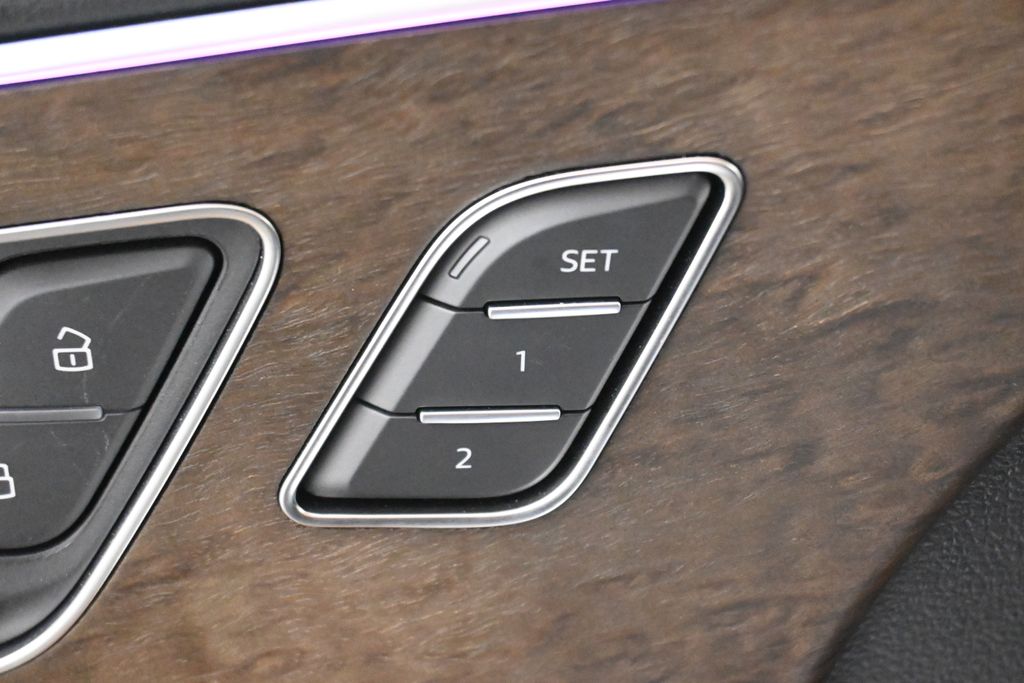 Thumbnail: 2025 Audi Q7 - 27