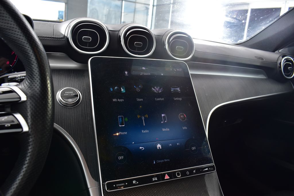 Thumbnail: 2023 Mercedes-Benz C-Class - 18